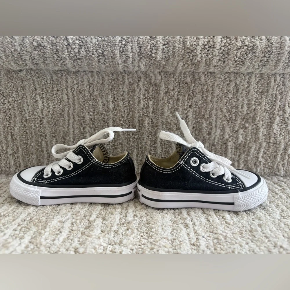 Converse Baby Chuck Taylor All Star Canvas LowTop Sneakers  Black. Baby size 3